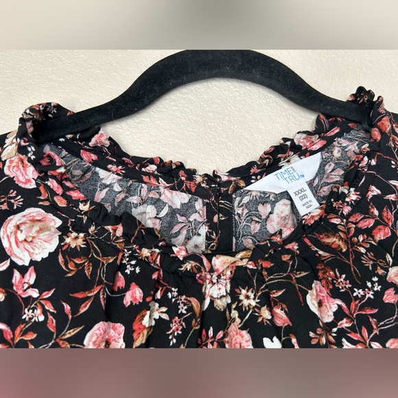 33.TIME and TRU Women’s Peasant 
Dress. Size XXXL(22) - Picture 7 of 13